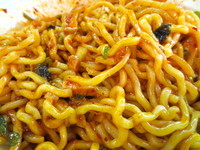 「海老辛油そば」@ラーメン 月麺の写真