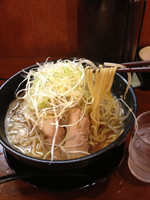 「特製豚そばこってり2玉野菜増し」@中村商店 南茨木の写真