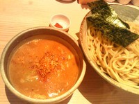 「熟成 渡り蟹ののつけ麺(大盛無料)＋辛味噌(無料)」@麺屋 百式 権之助坂店の写真