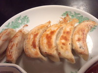 「餃子470円」@栄楽の写真