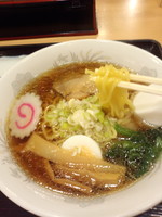 「なつかし中華そば398円」@わが家の食堂 日暮里店の写真