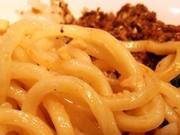 「汁なし担々麺￥８８０」@自家製麺ほうきぼし 神田店の写真