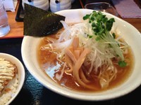 「中華そば・まかない丼」@麺屋 小町の写真