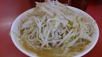 「ラーメン小ニンニク少なめ650円」@ラーメン二郎 ひばりヶ丘駅前店の写真