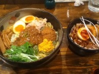 「油そば＋チャーシュー丼」@中華そば 椿の写真