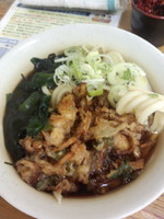 「かけうどん200円＋五目かきあげ100円」@一由そば 日暮里店の写真