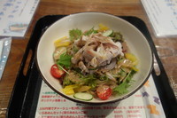 「冷しゃぶサラダの冷潮らあめん」@麺道 しゅはり 六甲道本店の写真