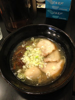 「らーめん 650円 たまご 100円」@麺や 極の写真