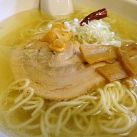 「しおらーめん　700円」@らーめんキズナの写真