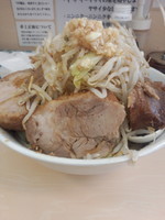 「油そば（ﾆﾝﾆｸ、少しｶﾗﾒ）」@自家製ラーメン 大者の写真