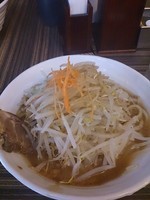 「男山ラーメン並盛」@縄麺 男山の写真