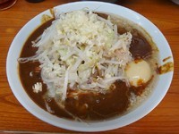 「カレー（900円）＋煮卵（100円）ニンニク」@凛 蒲田店の写真