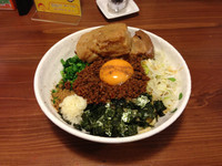 「トロ豚まぜそば052」@麺 酒 やまのの写真