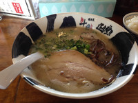 「とんこつラーメン」@ラーメンてつ 埼玉蓮田支店の写真