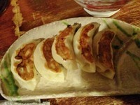 「鶏餃子（5個）\430」@麺・酒処 ぶらりの写真