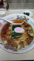 「ラーメン＋半チャーハン　700円」@手もみラーメン 福すいの写真