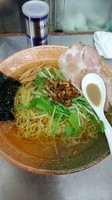 「塩ラーメン(軍鶏)　880円」@覆麺 智の写真