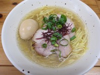 「限定　牡蠣煮干塩ラーメン（１０００円）＋味玉」@麺屋 玲の写真