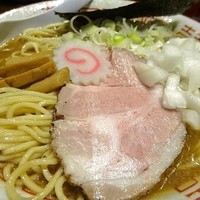 「煮干しそば　750円」@煮干中華そば 鈴蘭 新宿店の写真
