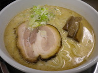 「ラーメン　680円」@自家製太打麺 勢拉 行徳駅前店の写真