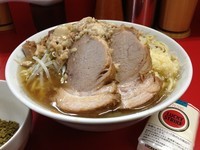 「小ラーメン + ふりふりカレー」@ラーメン二郎 上野毛店の写真