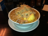 「ラーメン中盛り(野菜やや多目 ニンニク、脂増し) ¥750-」@らーめん大 五反田店の写真