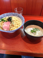 「つけ麺中盛。魚介風味」@麺処 ほん田の写真