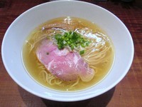 「しおらーめん」@町田汁場 しおらーめん 進化の写真