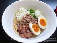 「油そば」@牛骨らぁ麺 マタドール 本店の写真