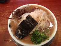 「野菜たっぷり大野菜ラーメン¥800」@麺食堂 大金豚 二丁目店の写真