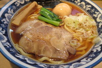 「１号ラーメン＋味玉」@ラーメン 雷鳥の写真