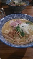 「濃厚鶏白湯そば」@濃厚鶏そば 麺屋武一 新橋本店の写真