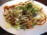 「お好み焼風餃子￥３５０」@らーめん 布袋の写真