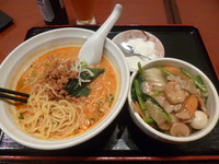 「担々麺中華丼セット（888円）」@福泰酒家 ファッションクルーズニューポート ひたちなか店の写真