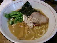 「らーめん ￥700」@麺や わたるの写真