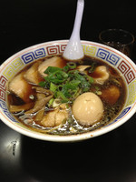 「中華そば＋肉増し＋味玉サービス」@麺屋 丈六の写真