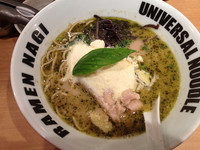 「翠王+石焼き麻婆飯」@凪 Noodle BAR 歌舞伎町店の写真