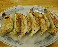 「満洲らーめんと餃子　５５０円（単品２１０円）」@ぎょうざの満洲 練馬富士見台店の写真