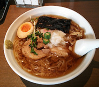 「冷やしラーメン￥８５０（夏季限定）」@Dragon Noodle's ドラゴンラーメンの写真