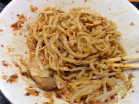 「まぜそば ニンニク以外全増し」@ジャンクガレッジ イオン北戸田店の写真