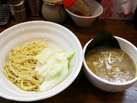 「四種の魚のつけ麺￥８００」@『   』（無銘）の写真