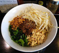 「汁なし坦々麺￥８８０」@自家製麺ほうきぼし 神田店の写真