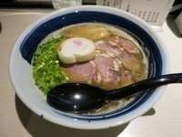 「鶏白湯 醤油+チャーシュー」@らー麺 山さわの写真
