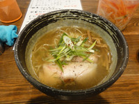 「塩らーめん」@京地どりらーめん 氣ばりい屋の写真