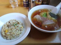 「ラーメン＆半チャーハンセット」@東京ラーメン たいよう軒の写真