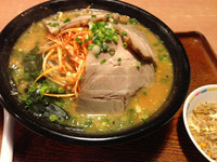 「ネギチャーシュー味噌ラーメン+モヤシ+ニンニク多め」@麺道場 総本店の写真