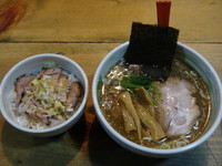 「塩ラーメン+チャーシュー丼(900円)」@らーめん たきたろうの写真