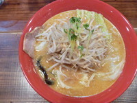 「ジョニーの味噌　６８０円」@手打ち極太麺 ジョニーの味噌の写真