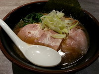 「中華そば(中盛・180g)650円(クーポンで餃子無料)」@麺処 湊生の写真