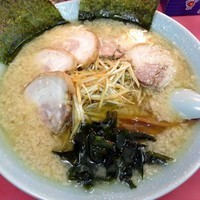 「ネギチャーシューメン（麺固め脂多め）790円　小盛り−50円」@ラーメンショップ 下大野店の写真